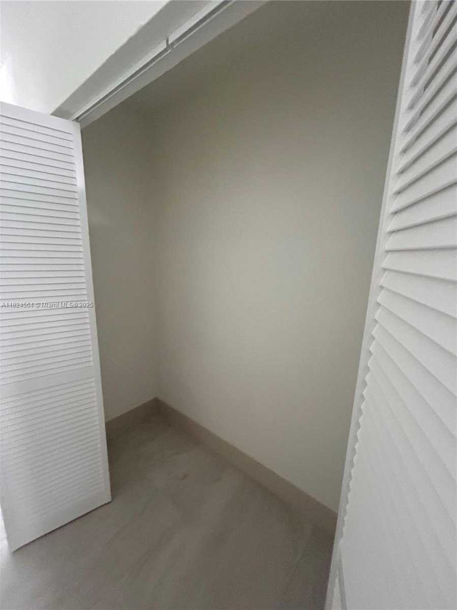 Small Image of 2971 NORTH WEST 179TH ST, Miami Gardens Number 11