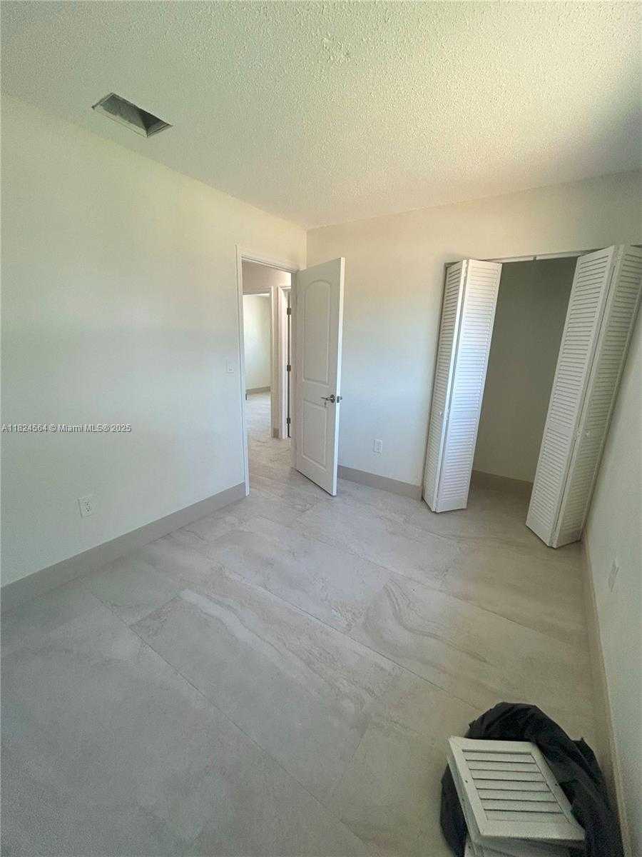 Small Image of 2971 NORTH WEST 179TH ST, Miami Gardens Number 14
