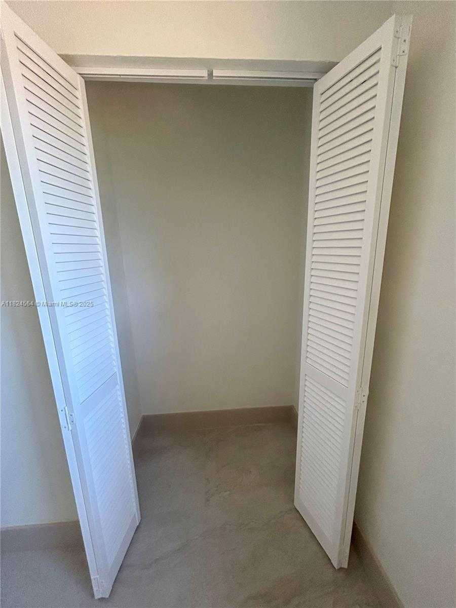 Small Image of 2971 NORTH WEST 179TH ST, Miami Gardens Number 15