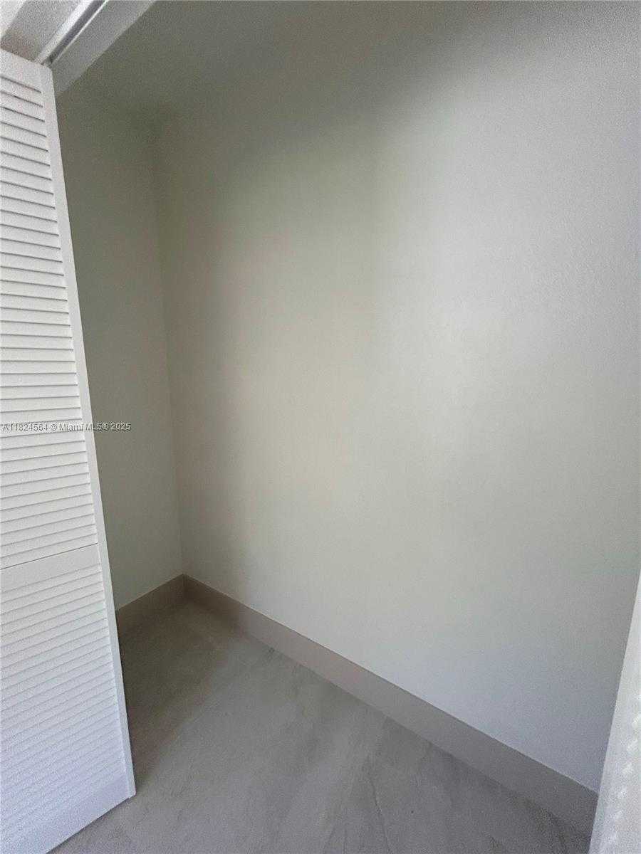 Small Image of 2971 NORTH WEST 179TH ST, Miami Gardens Number 24