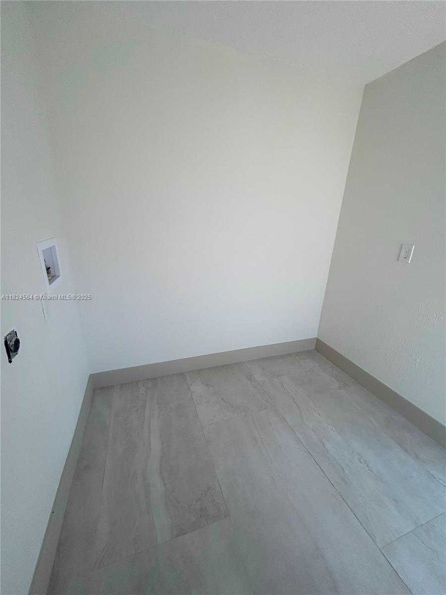 Small Image of 2971 NORTH WEST 179TH ST, Miami Gardens Number 34