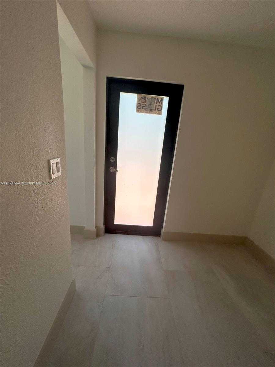Small Image of 2971 NORTH WEST 179TH ST, Miami Gardens Number 36