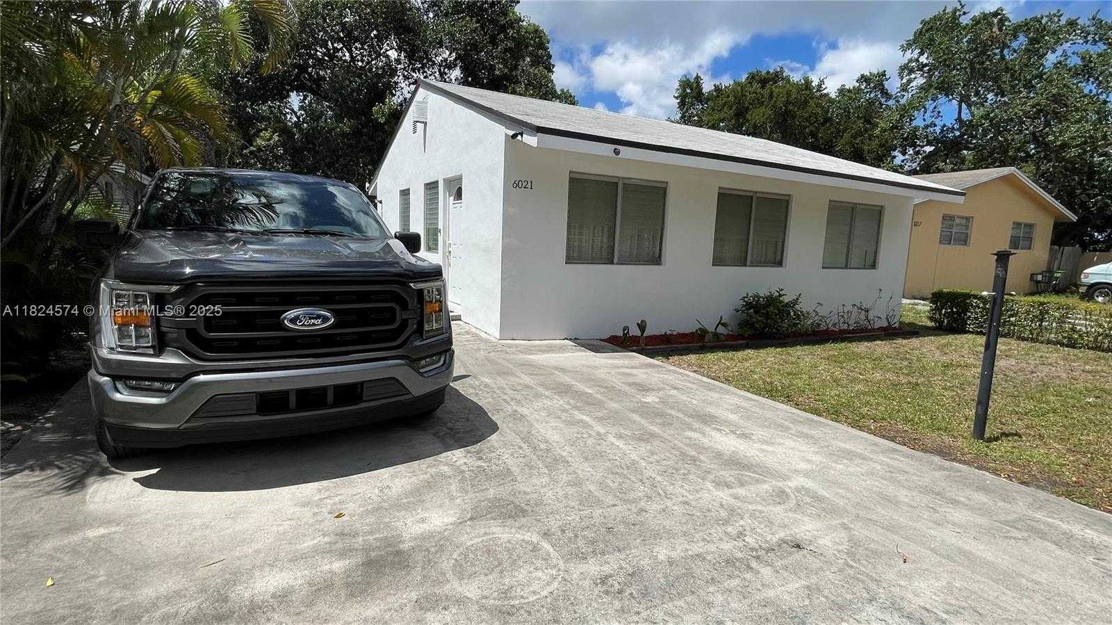 Small Image of 6021 SOUTH WEST 38TH ST, Miramar Number 14