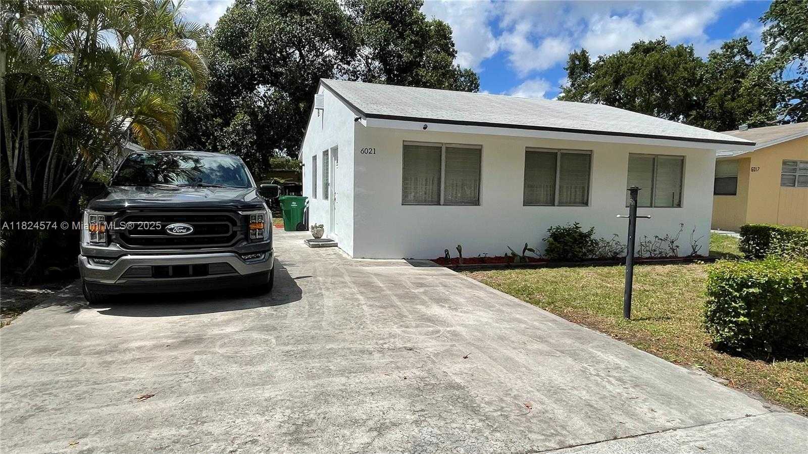 Small Image of 6021 SOUTH WEST 38TH ST, Miramar Number 15