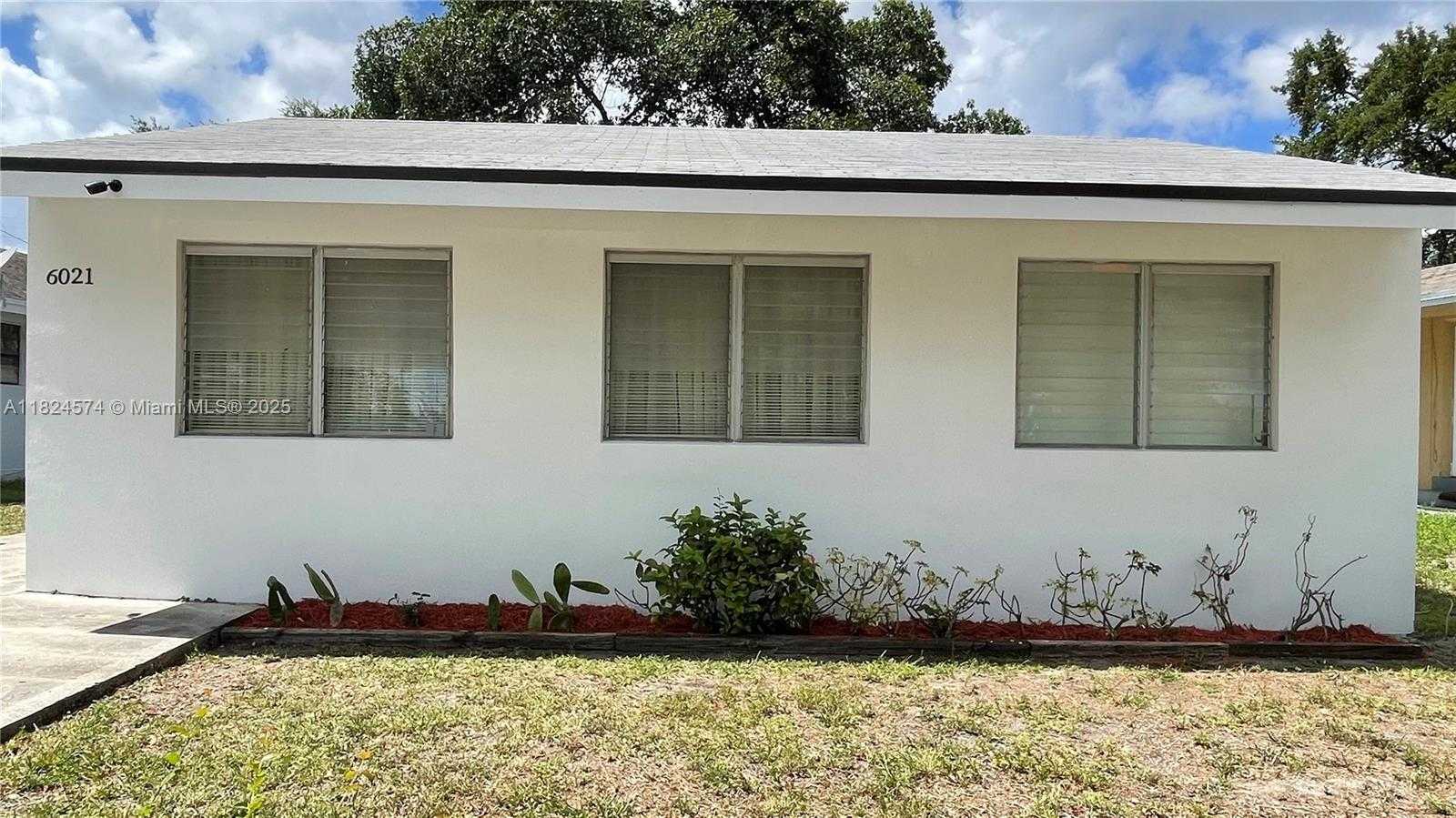 Small Image of 6021 SOUTH WEST 38TH ST, Miramar Number 16