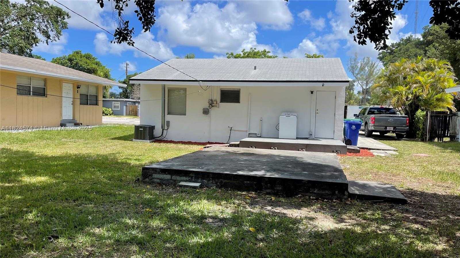 Small Image of 6021 SOUTH WEST 38TH ST, Miramar Number 19