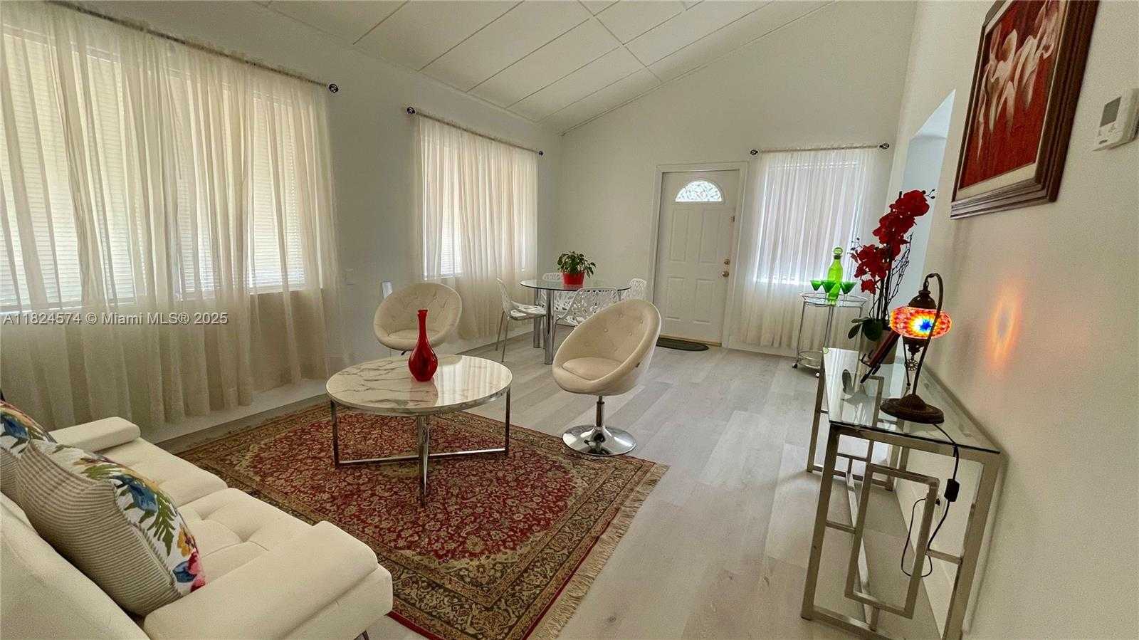 Small Image of 6021 SOUTH WEST 38TH ST, Miramar Number 3