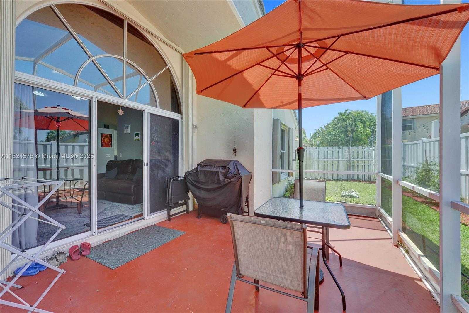 Small Image of 530 SOUTH WEST 182ND WAY, Pembroke Pines Number 10