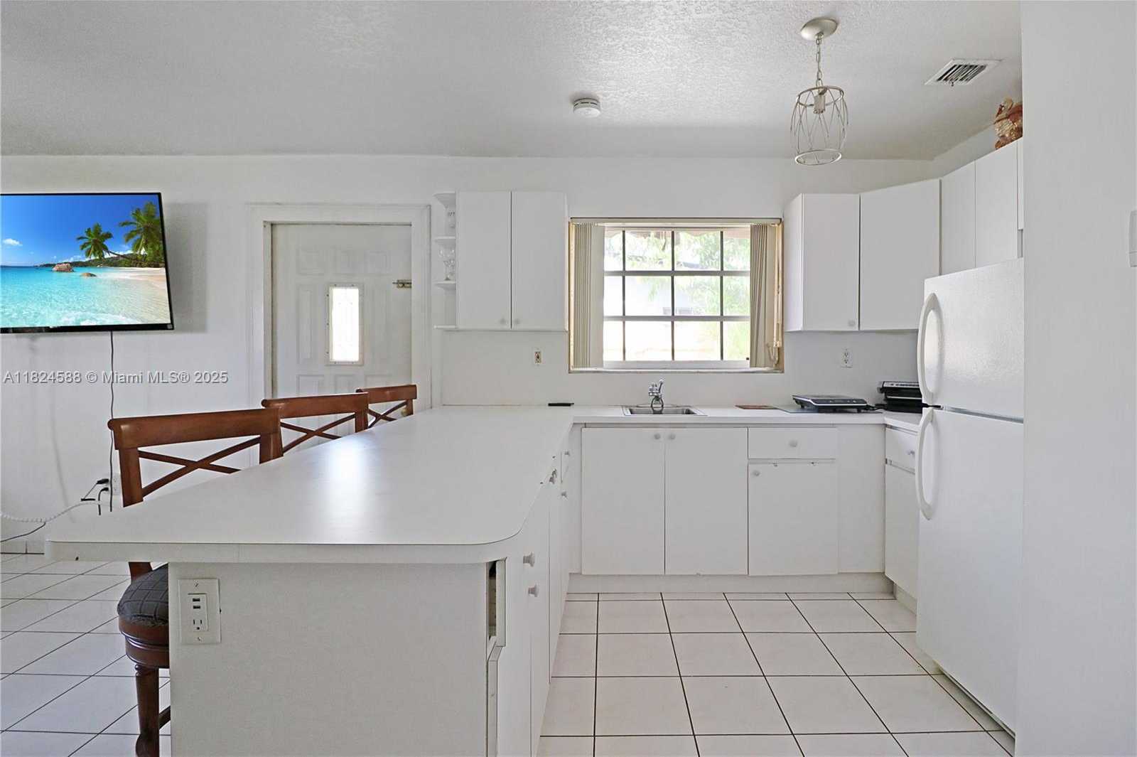 Small Image of 11265 SOUTH WEST 53RD TER, Miami Number 16