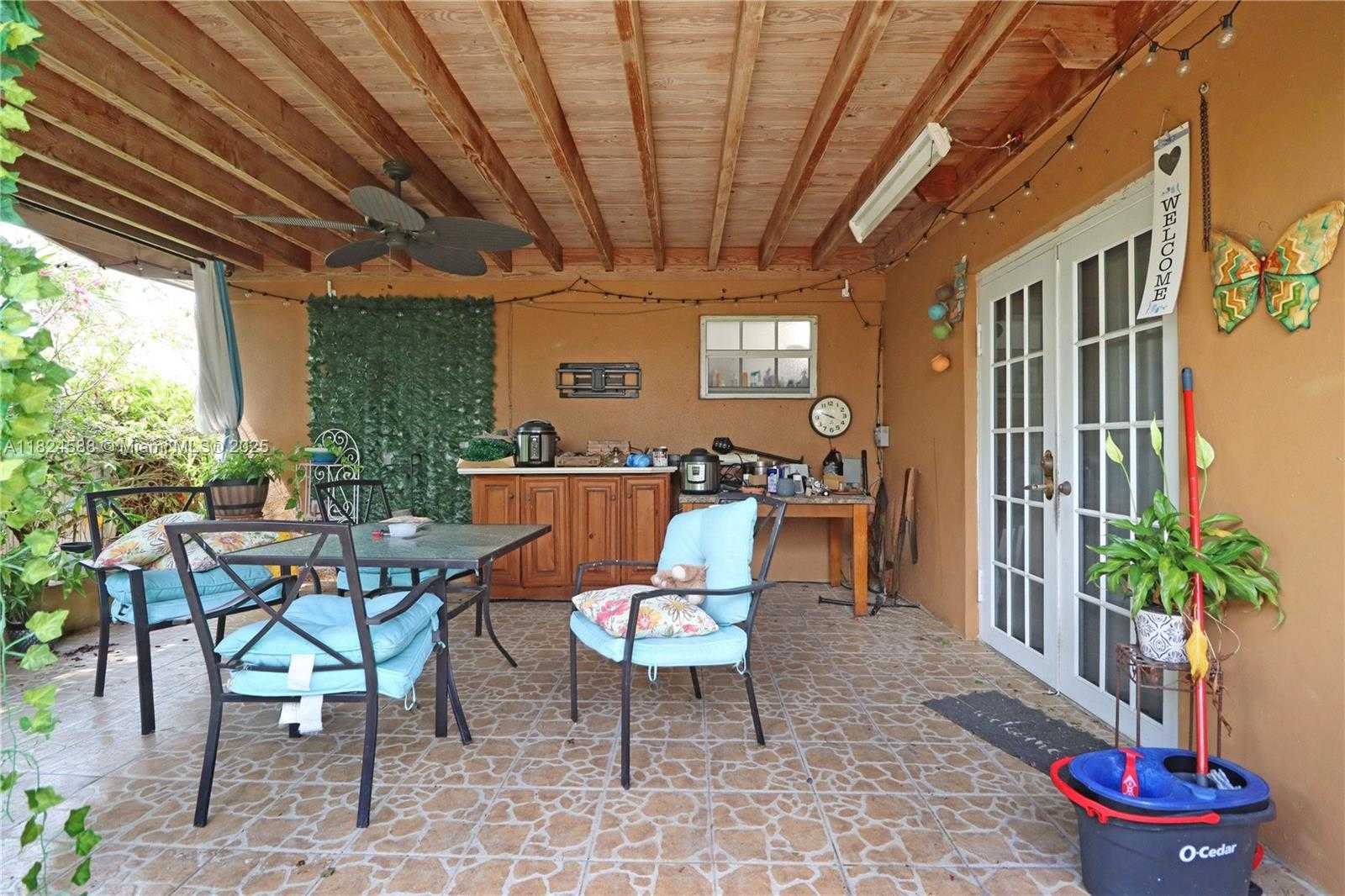 Small Image of 11265 SOUTH WEST 53RD TER, Miami Number 20