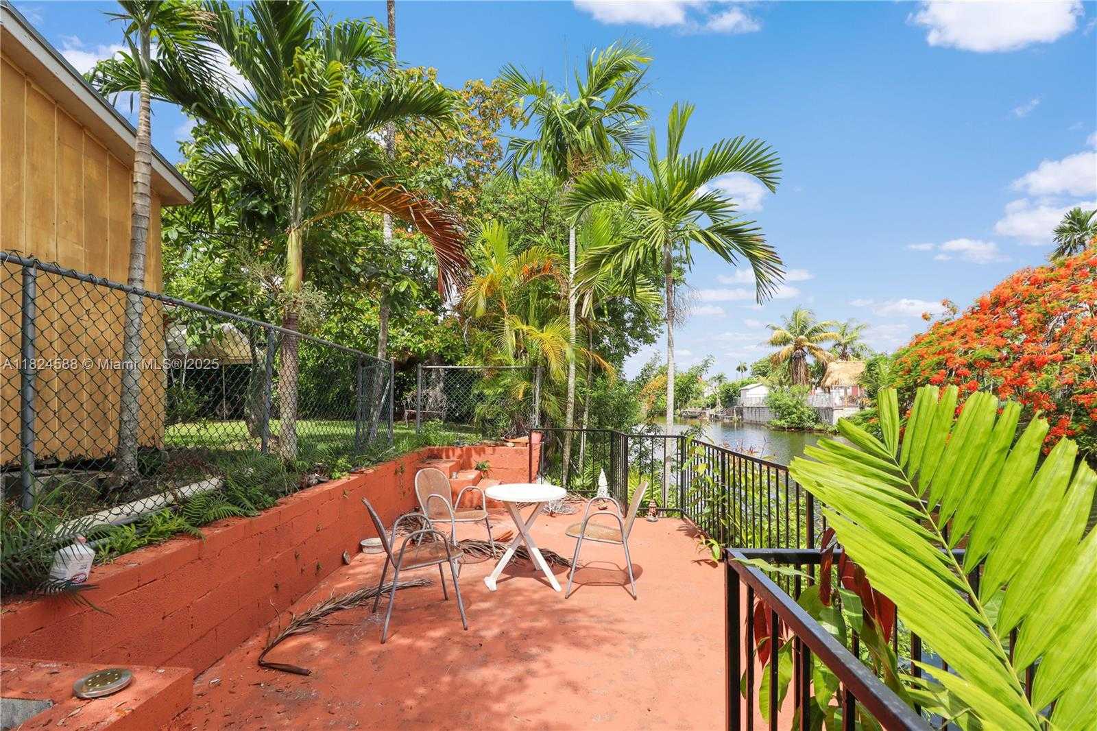 Small Image of 11265 SOUTH WEST 53RD TER, Miami Number 27