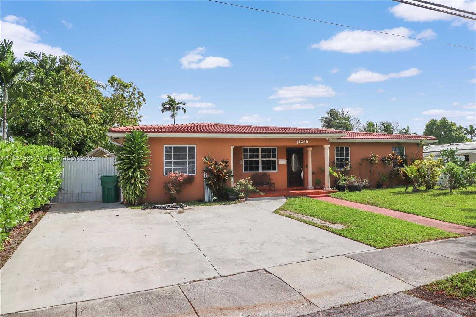 Small Image of 11265 SOUTH WEST 53RD TER, Miami Number 28