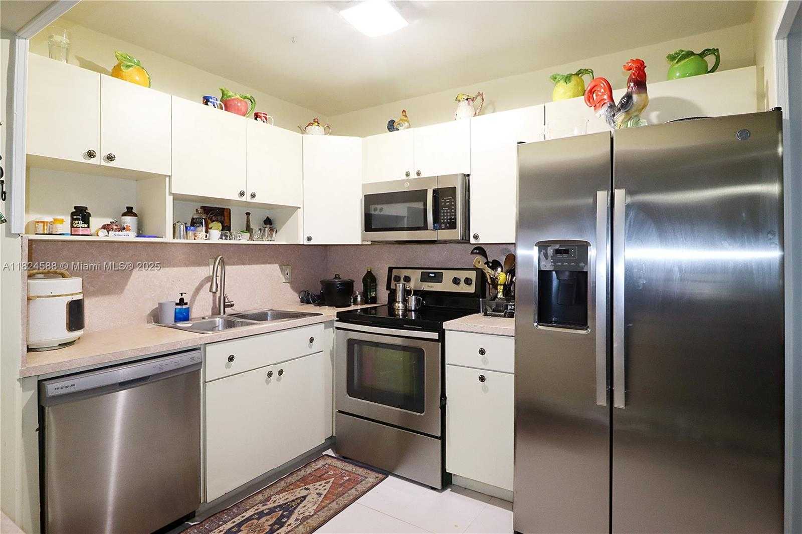 Small Image of 11265 SOUTH WEST 53RD TER, Miami Number 6