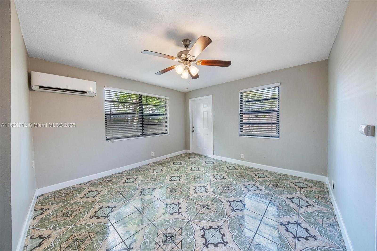 Small Image of 2410 NORTH WEST 170TH TER, Miami Gardens Number 37
