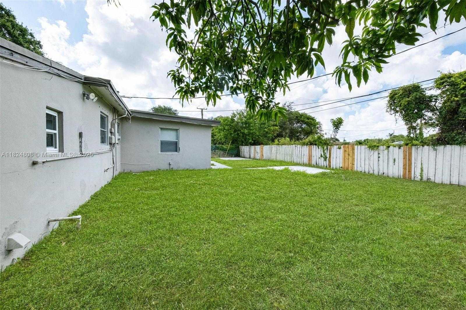 Small Image of 3460 NORTH WEST 1ST ST, Lauderhill Number 41