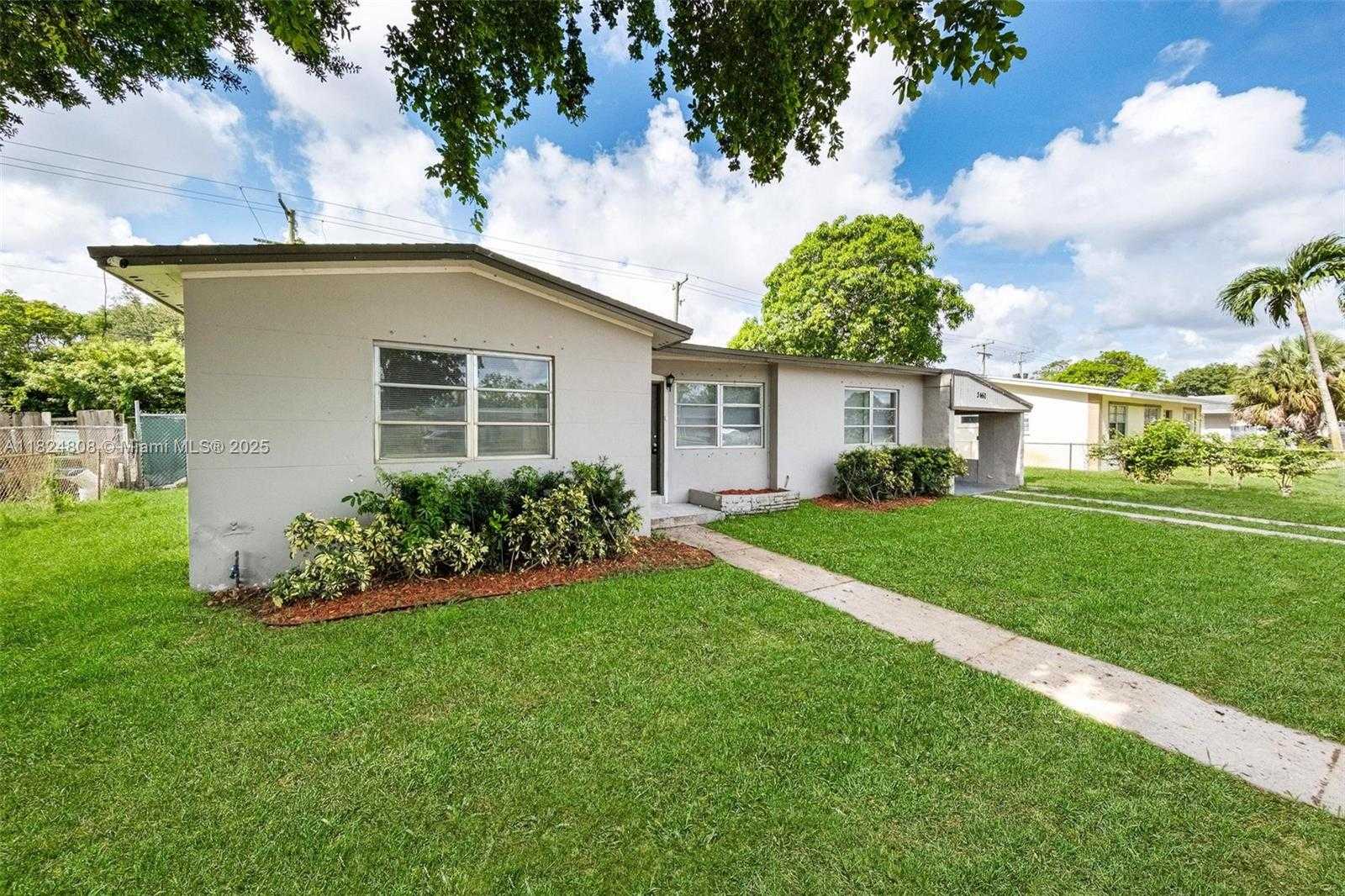 Small Image of 3460 NORTH WEST 1ST ST, Lauderhill Number 7