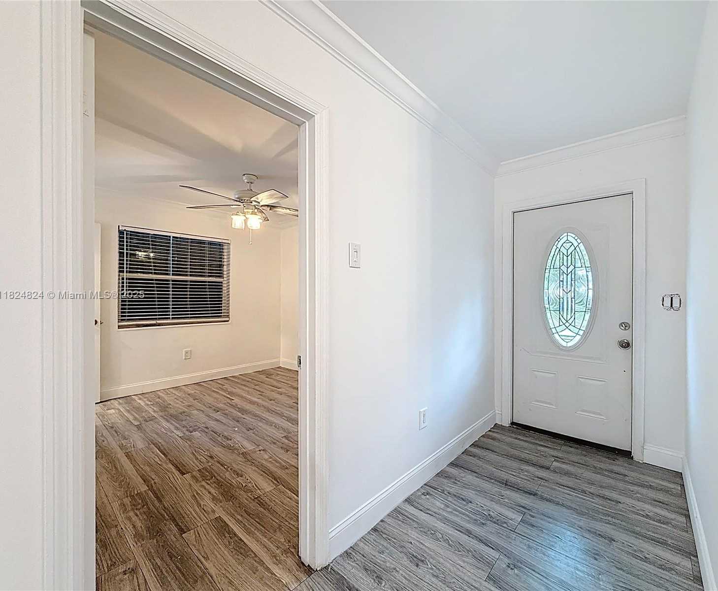Small Image of 6464 MCCLELLAN ST, Hollywood Number 12