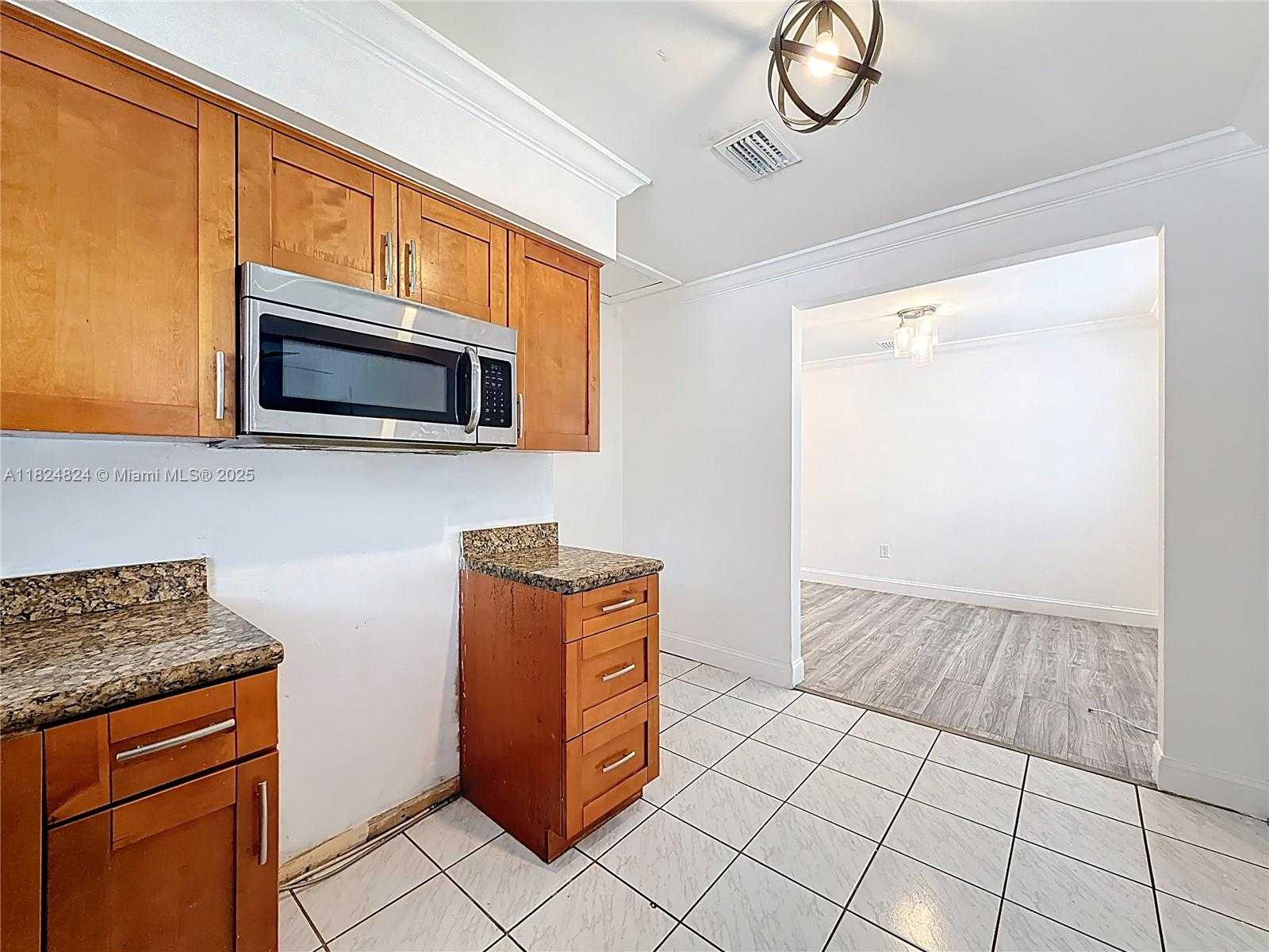 Small Image of 6464 MCCLELLAN ST, Hollywood Number 25