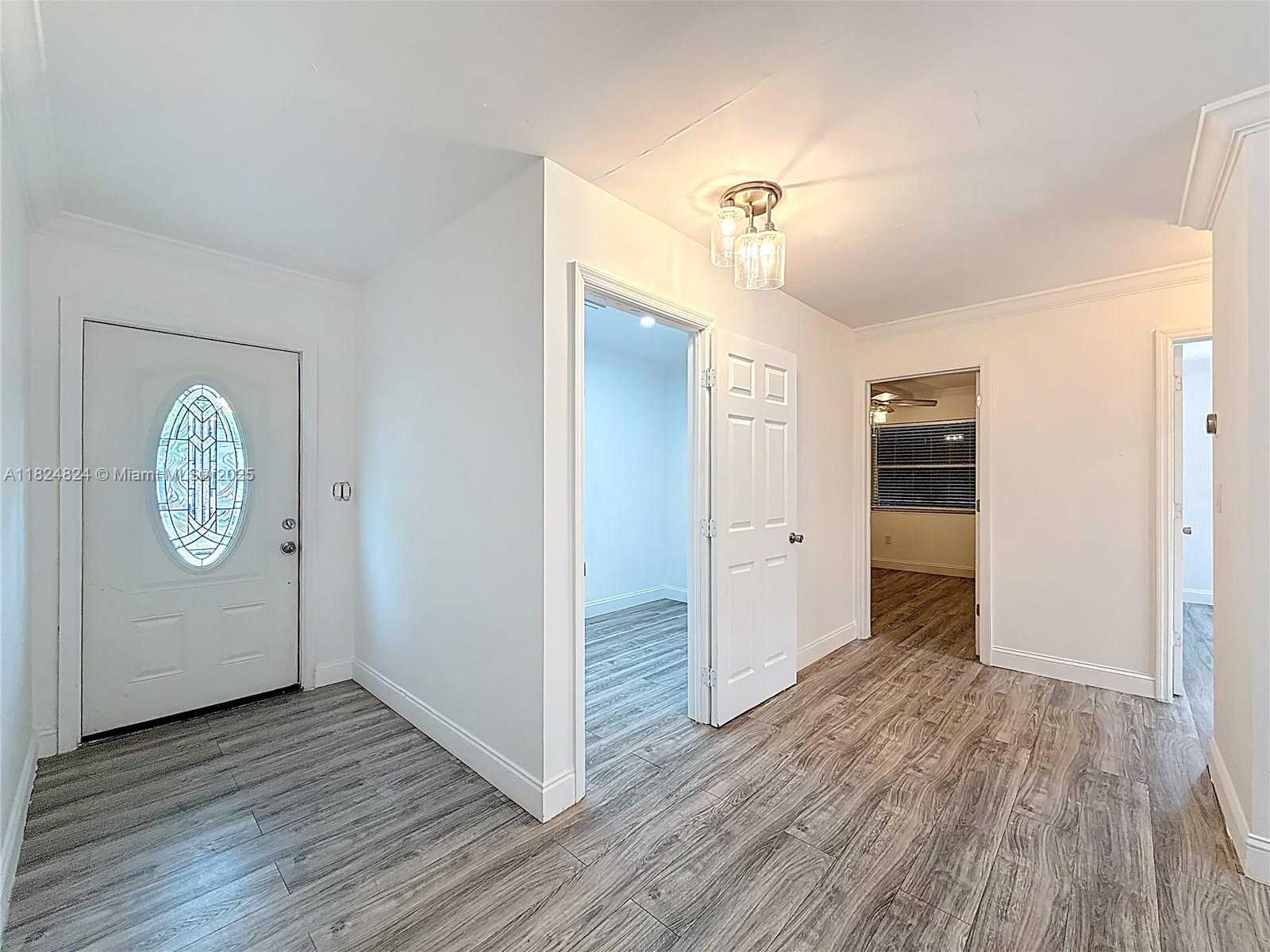 Small Image of 6464 MCCLELLAN ST, Hollywood Number 32