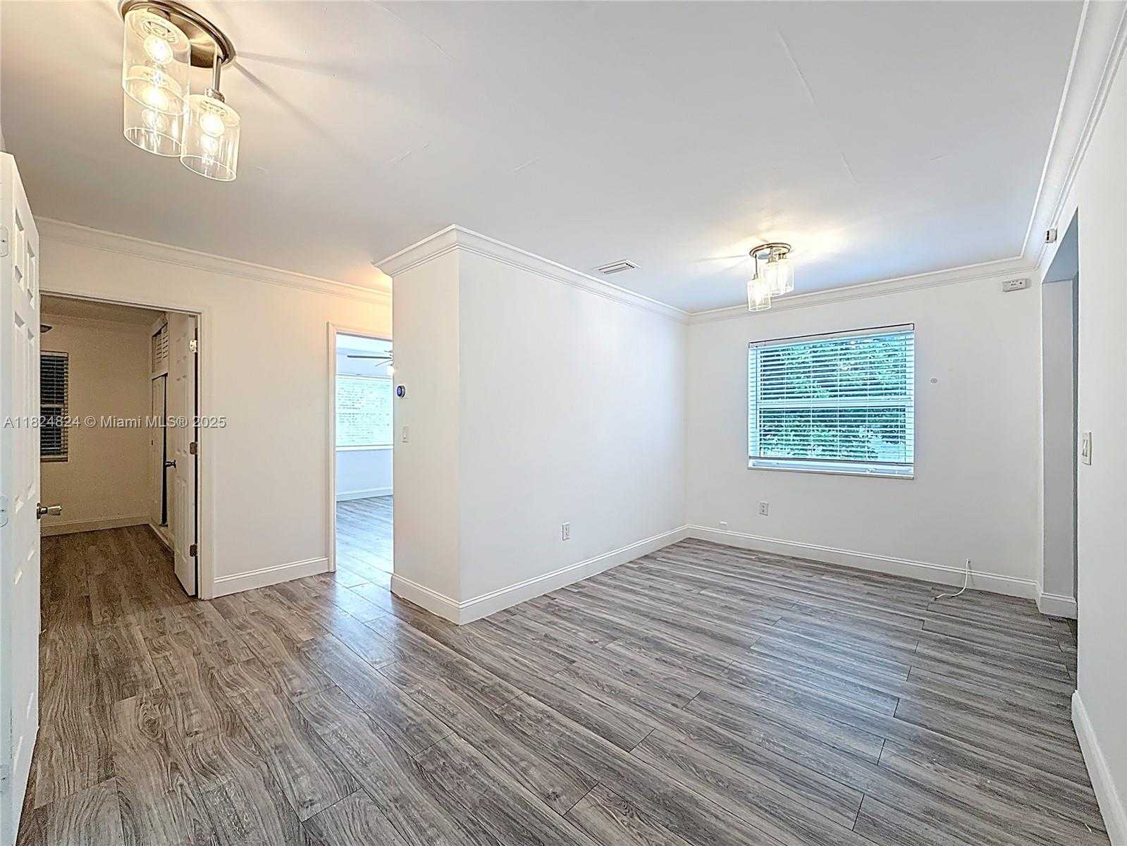 Small Image of 6464 MCCLELLAN ST, Hollywood Number 33