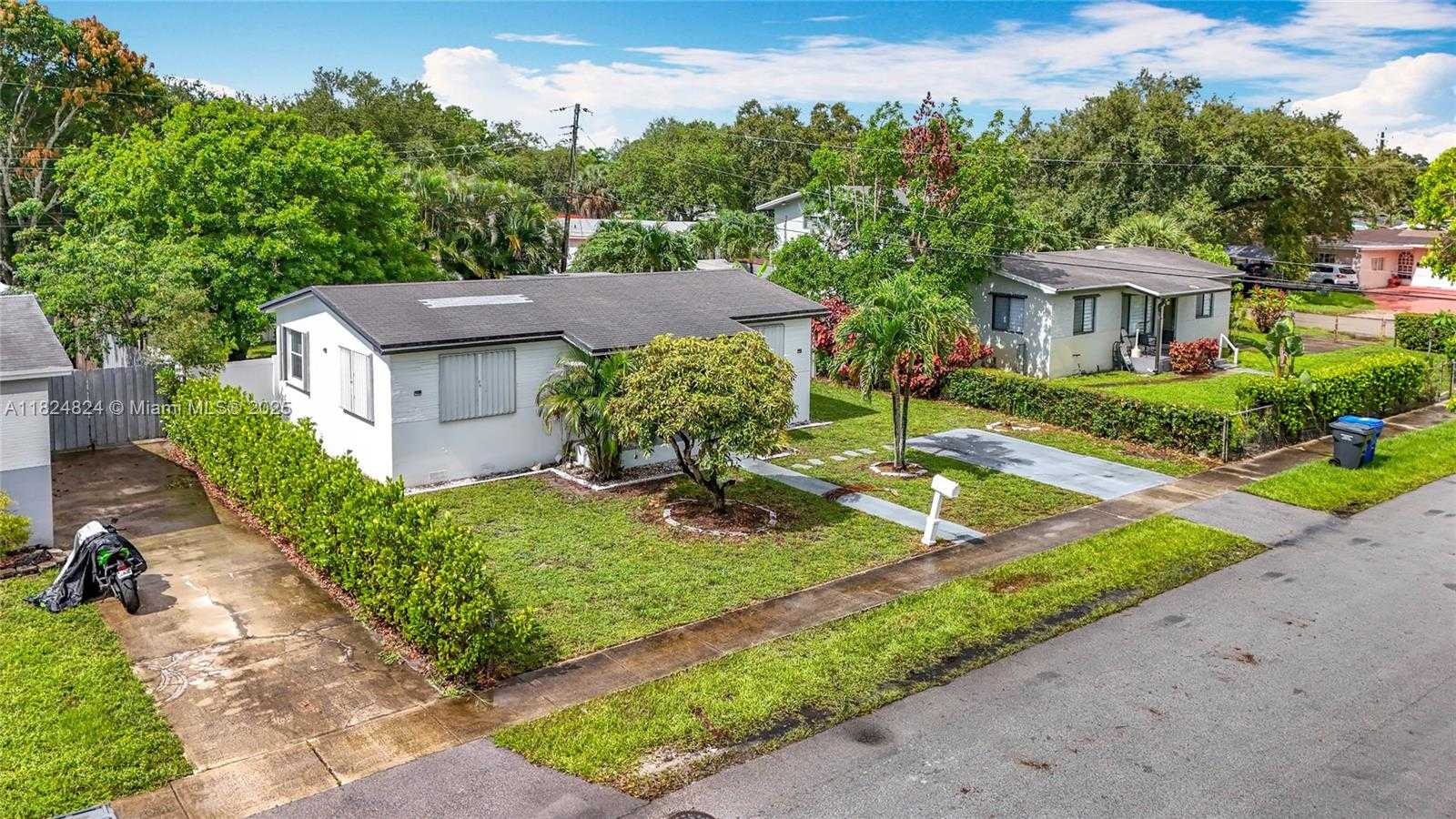 Small Image of 6464 MCCLELLAN ST, Hollywood Number 8