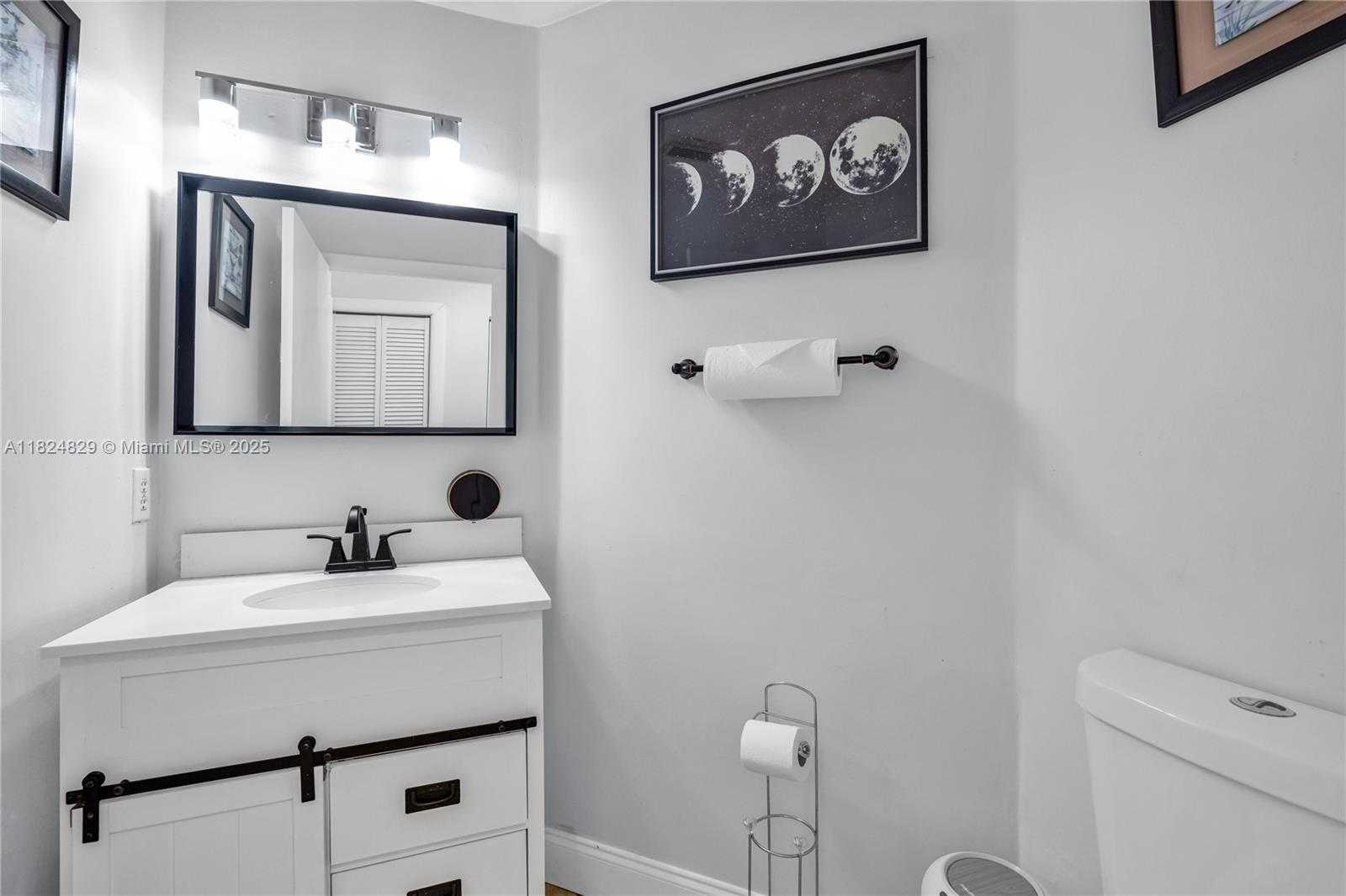 Small Image of 20709 NORTH WEST 1ST ST, Pembroke Pines Number 11