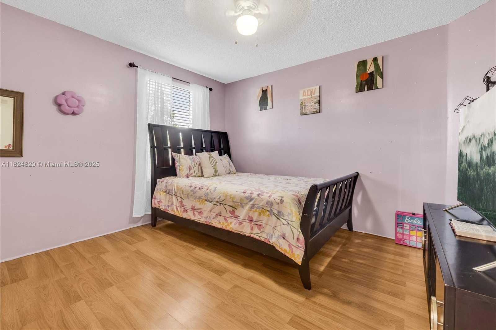 Small Image of 20709 NORTH WEST 1ST ST, Pembroke Pines Number 25