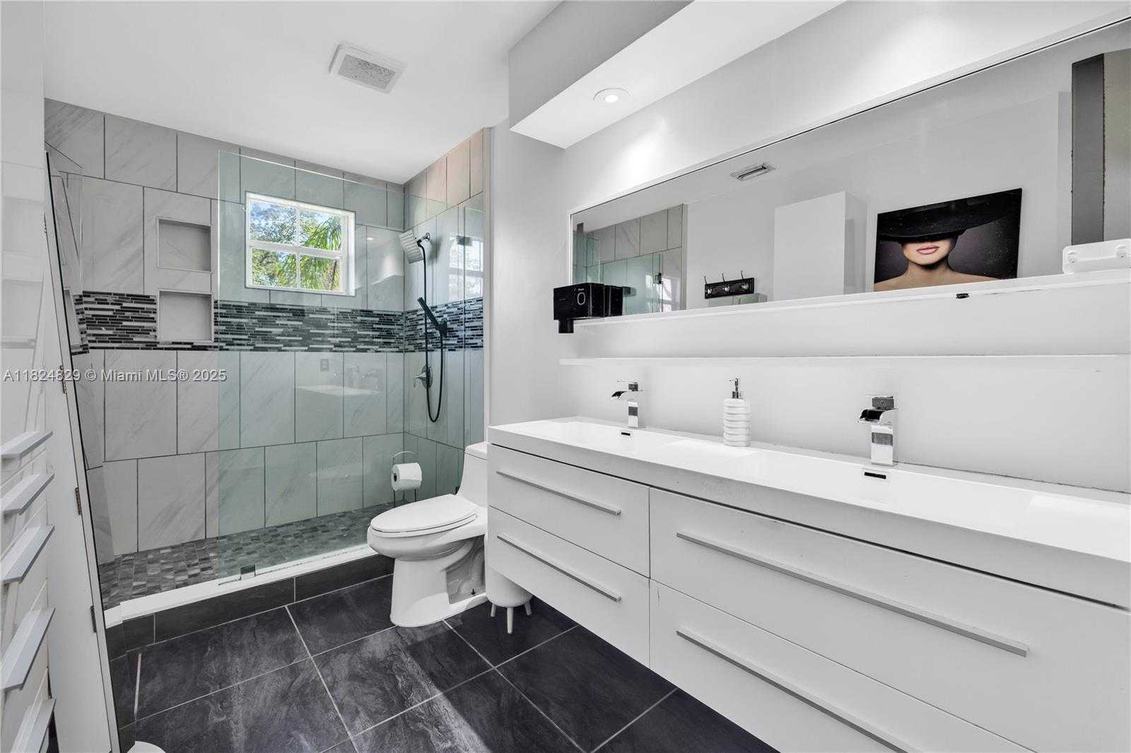 Small Image of 20709 NORTH WEST 1ST ST, Pembroke Pines Number 30