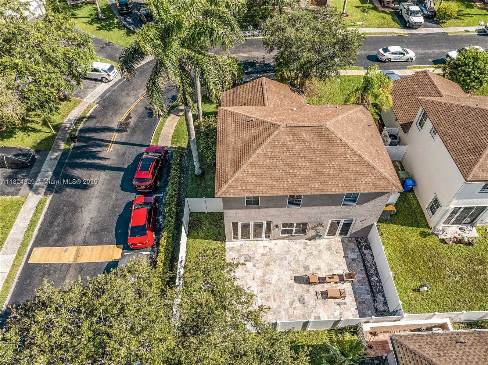 Small Image of 20709 NORTH WEST 1ST ST, Pembroke Pines Number 32