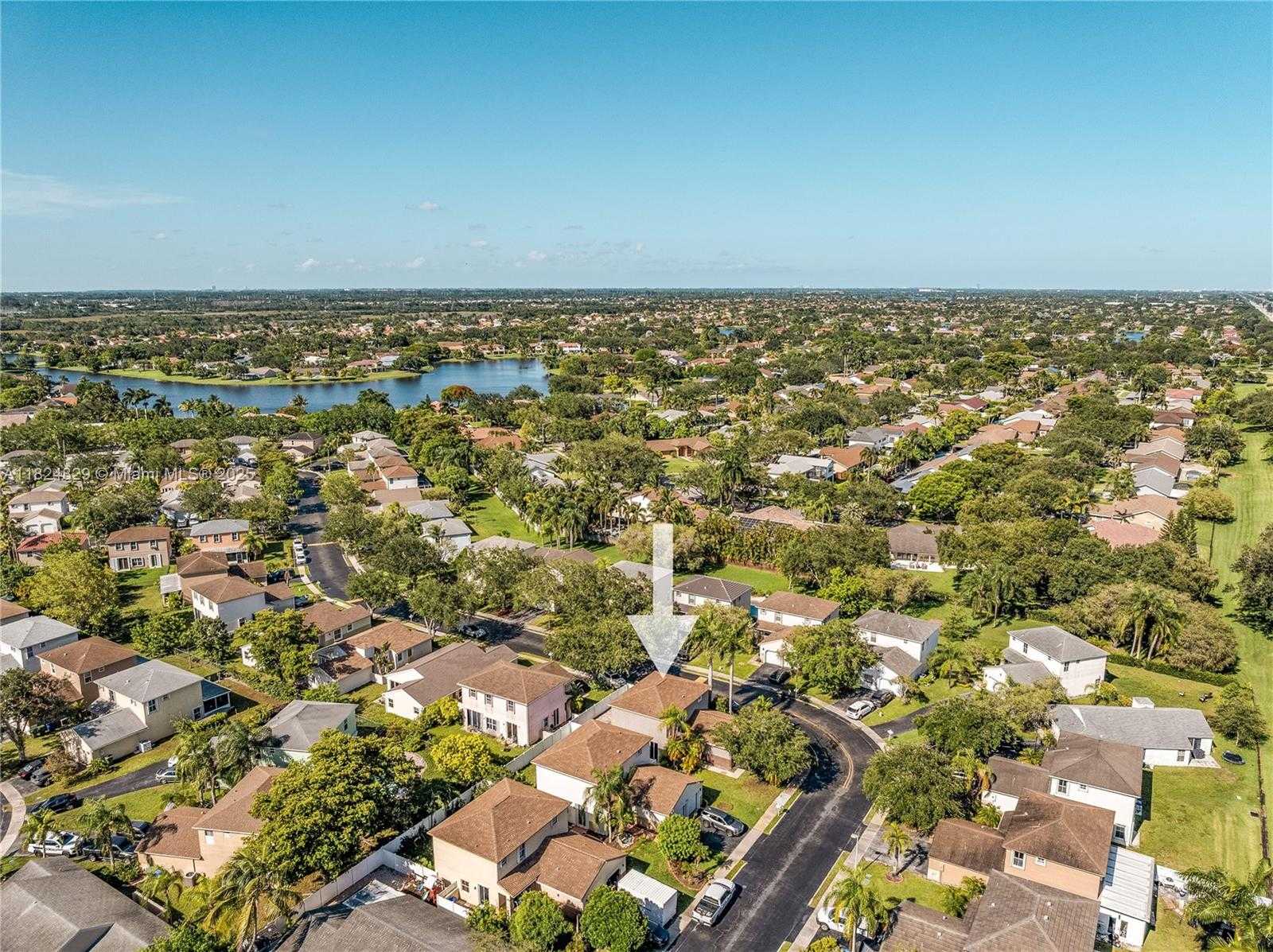Small Image of 20709 NORTH WEST 1ST ST, Pembroke Pines Number 7