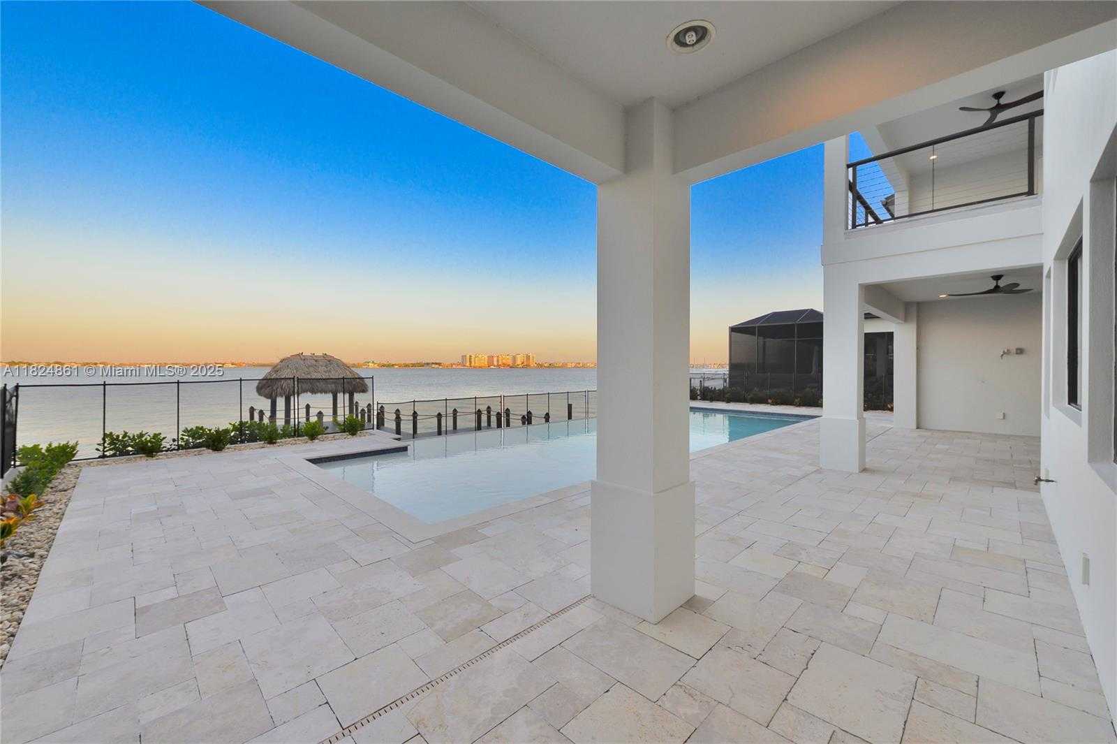 Small Image of 5735 RIVERSIDE DR, Cape Coral Number 6