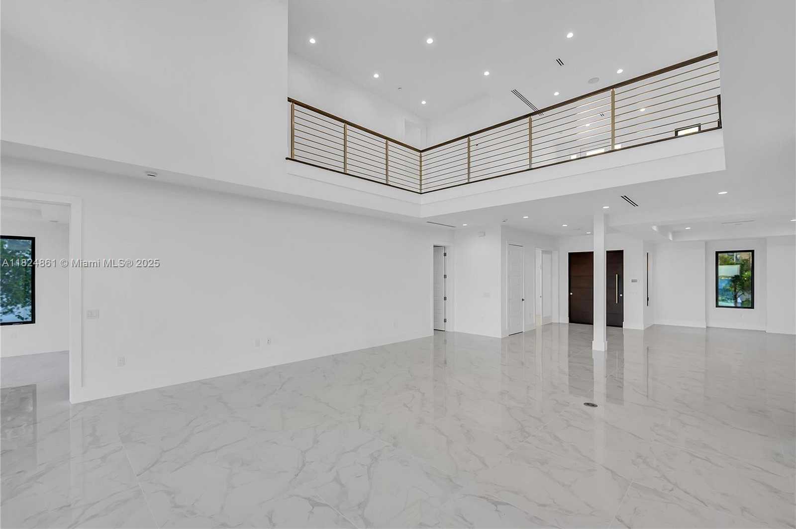 Small Image of 5735 RIVERSIDE DR, Cape Coral Number 62