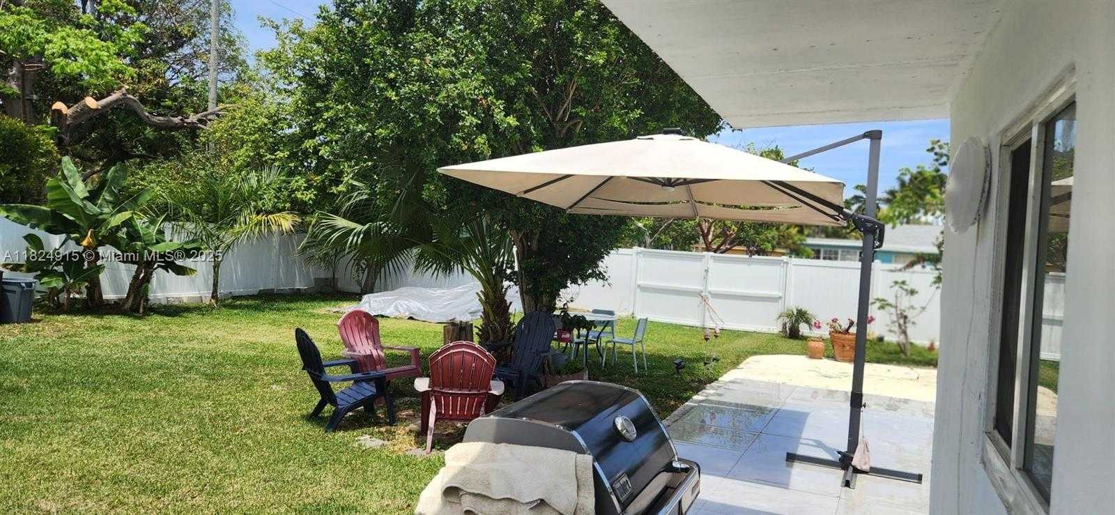 Small Image of 1607 MOFFETT ST, Hollywood Number 19