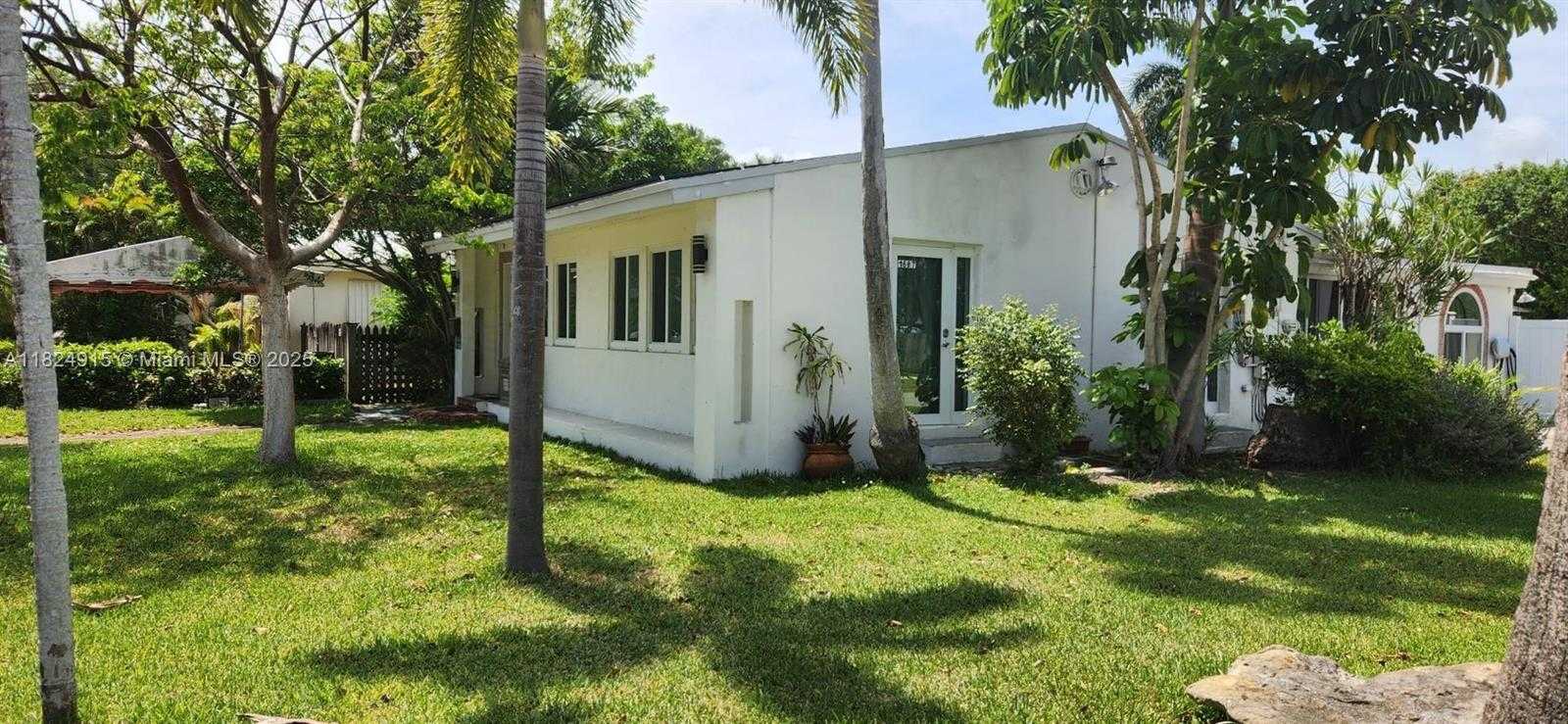 Small Image of 1607 MOFFETT ST, Hollywood Number 22