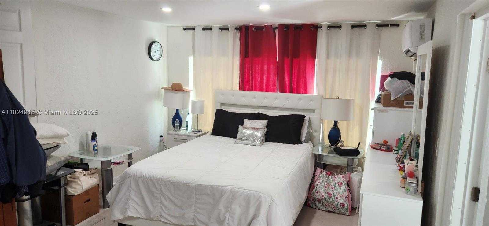 Small Image of 1607 MOFFETT ST, Hollywood Number 6