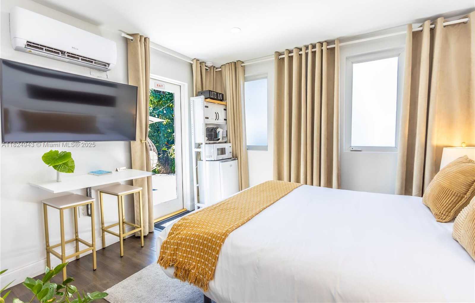 Small Image of 532 NORTH WEST 100TH ST, Miami Number 24