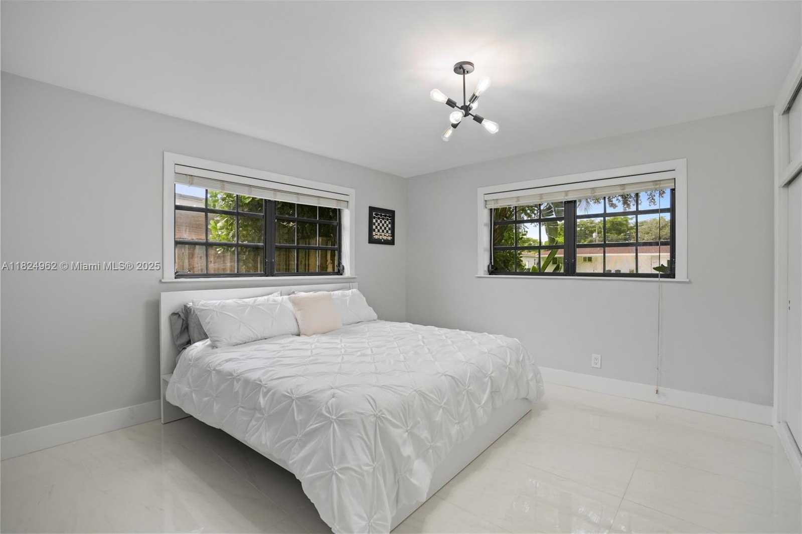 Small Image of 5613 MADISON ST, Hollywood Number 18