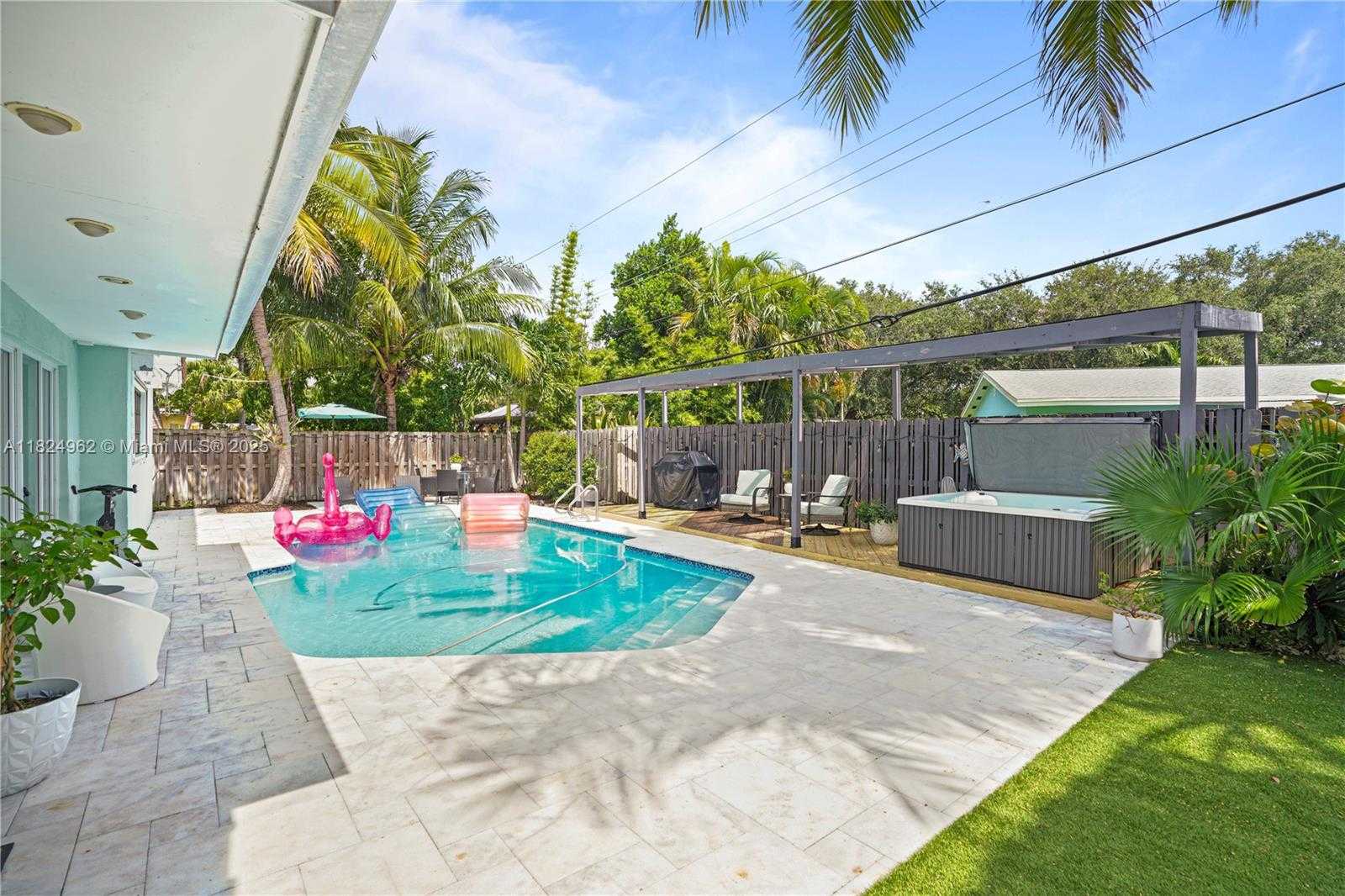 Small Image of 5613 MADISON ST, Hollywood Number 26