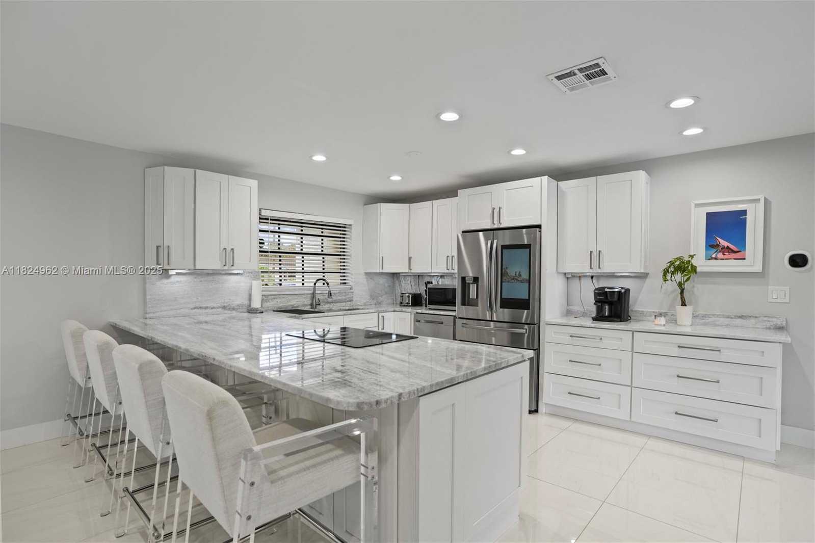 Small Image of 5613 MADISON ST, Hollywood Number 4