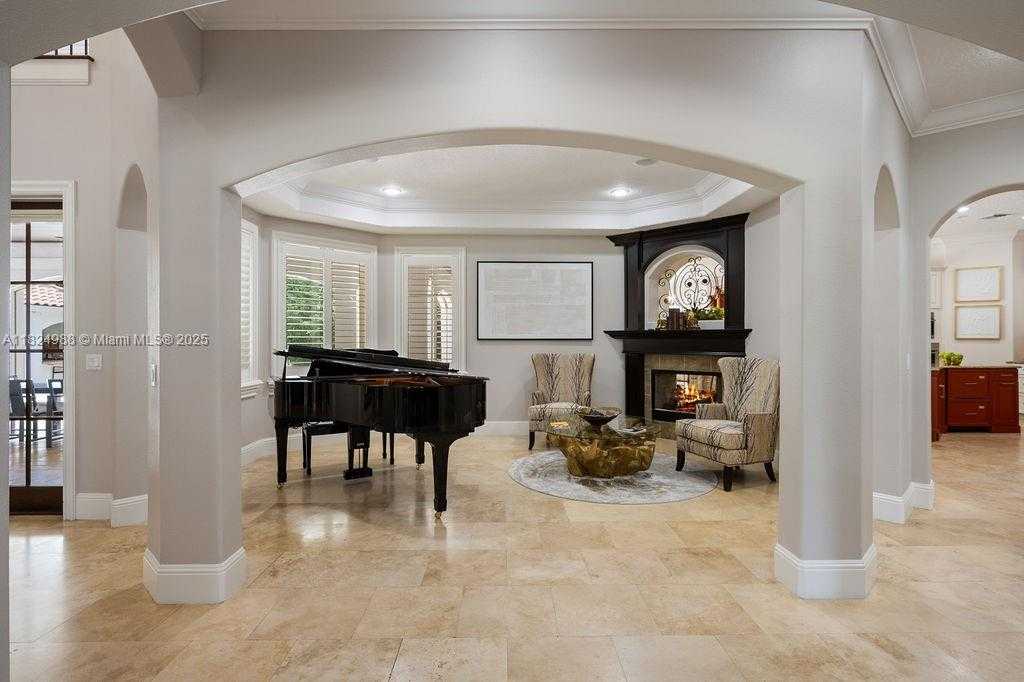 Small Image of 2211 AZALEA PL, Winter Park Number 16