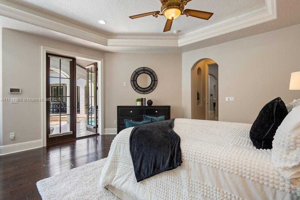 Small Image of 2211 AZALEA PL, Winter Park Number 19