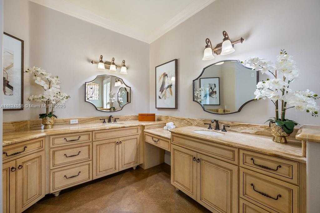 Small Image of 2211 AZALEA PL, Winter Park Number 21