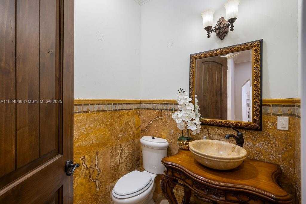 Small Image of 2211 AZALEA PL, Winter Park Number 24