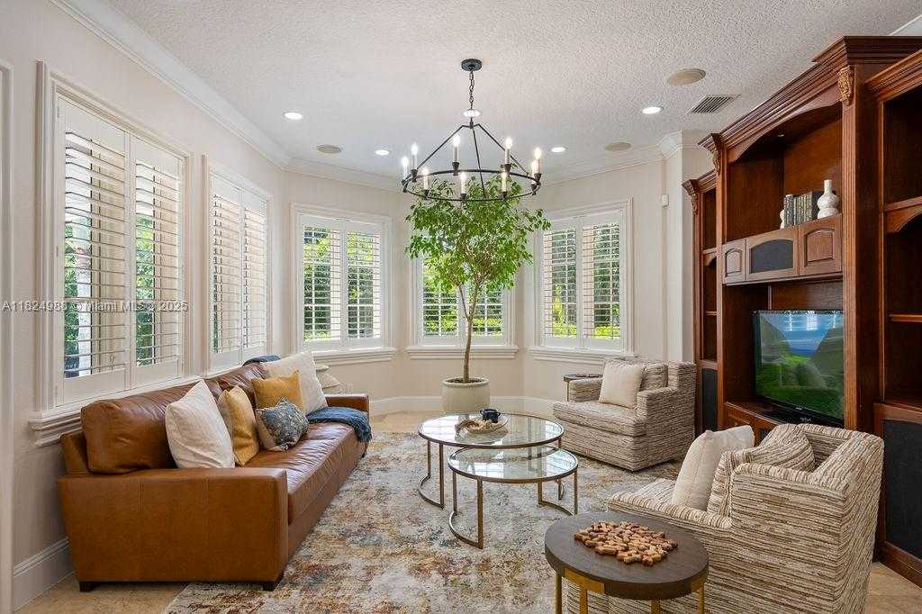 Small Image of 2211 AZALEA PL, Winter Park Number 32