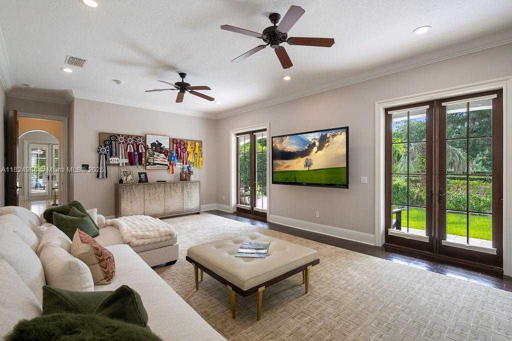Small Image of 2211 AZALEA PL, Winter Park Number 36