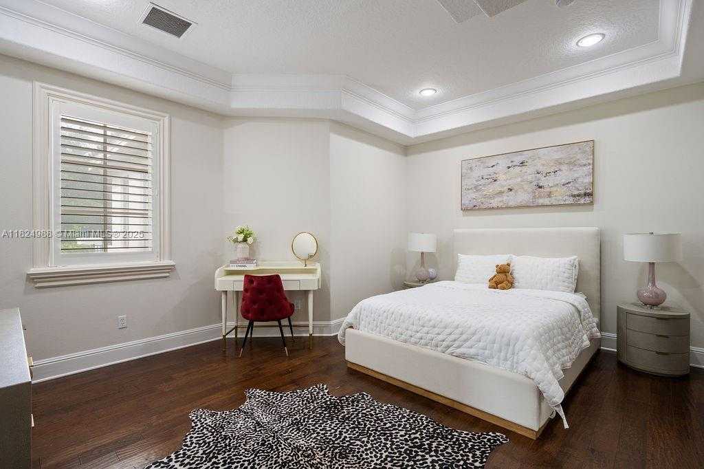 Small Image of 2211 AZALEA PL, Winter Park Number 37