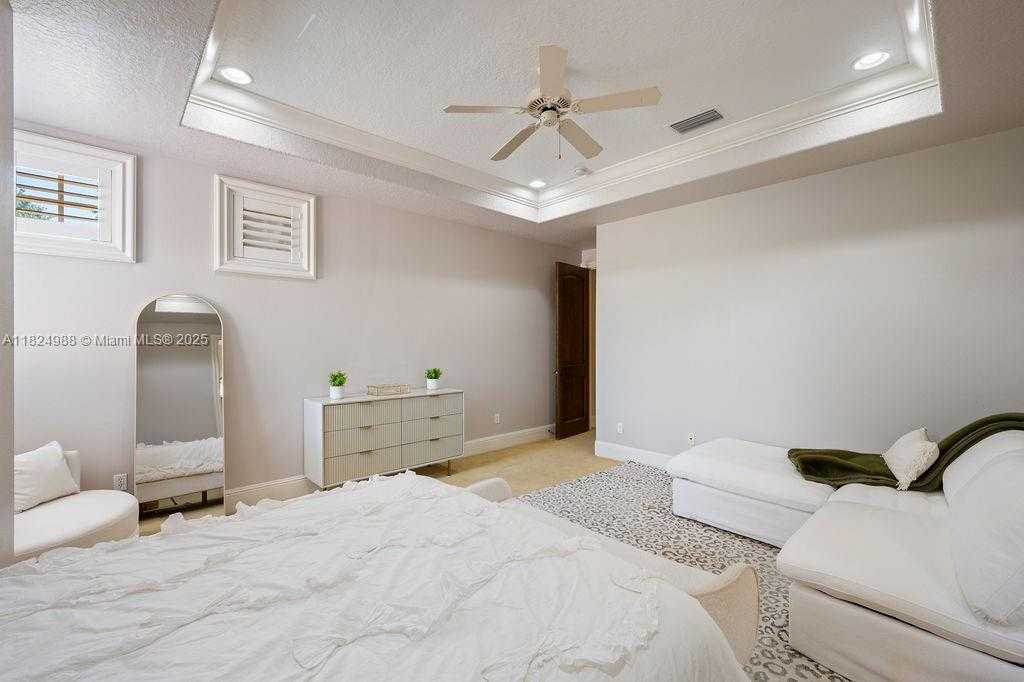Small Image of 2211 AZALEA PL, Winter Park Number 57