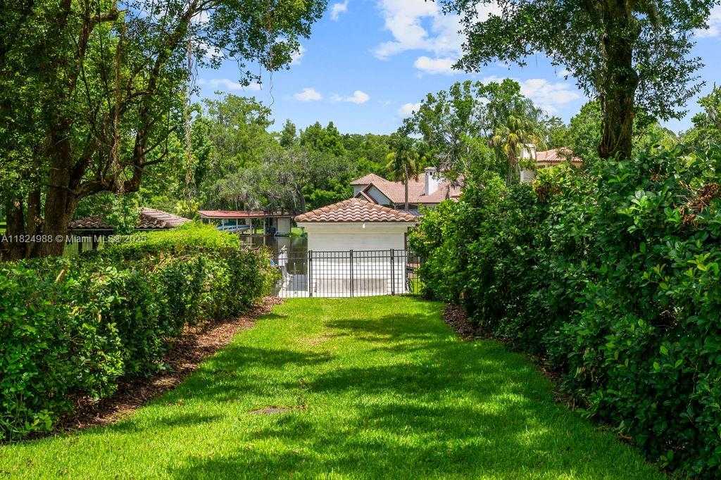 Small Image of 2211 AZALEA PL, Winter Park Number 65