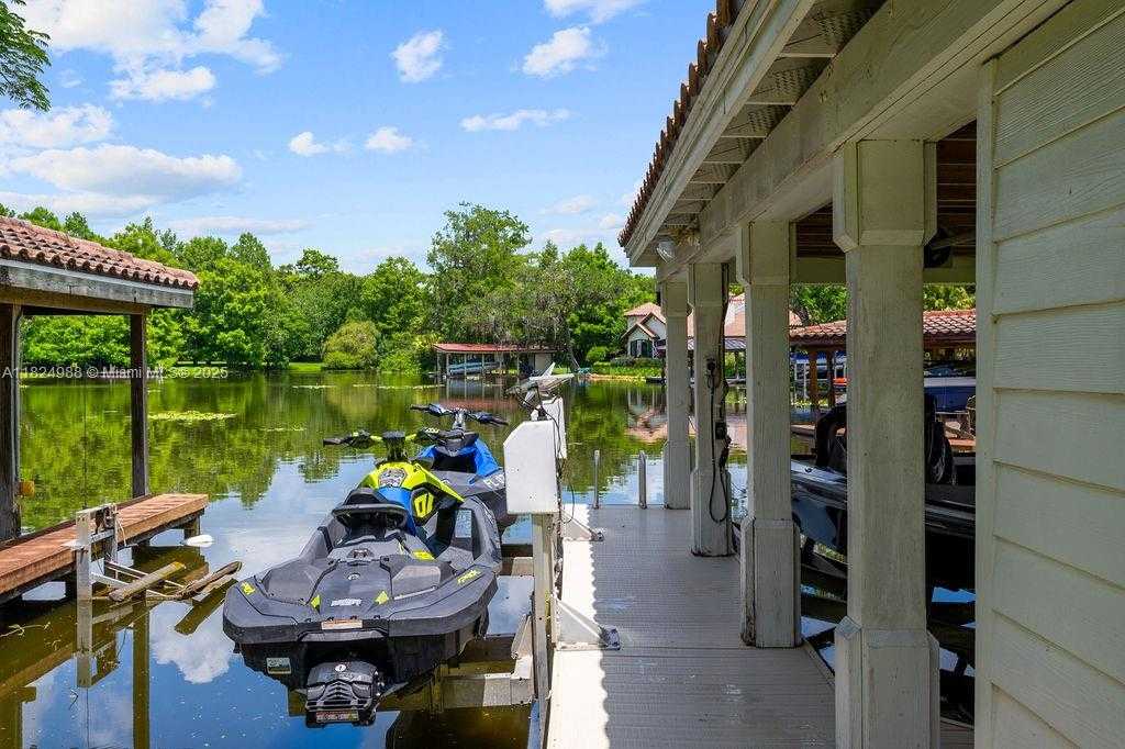 Small Image of 2211 AZALEA PL, Winter Park Number 66