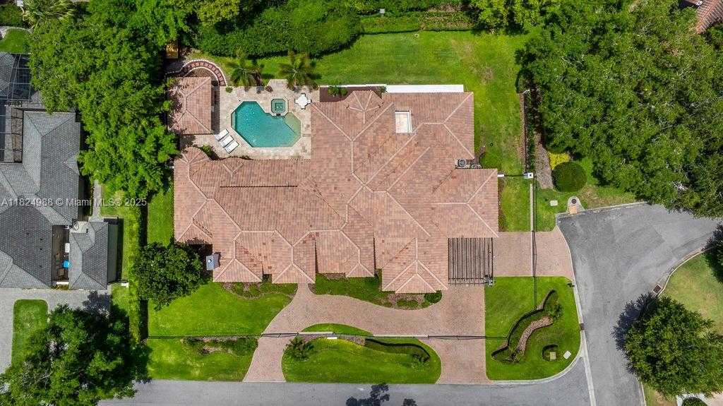 Small Image of 2211 AZALEA PL, Winter Park Number 92